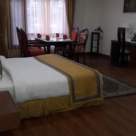Hotel Southgate Shimla Eksteriør billede