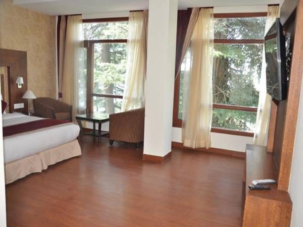 Hotel Southgate Shimla Eksteriør billede