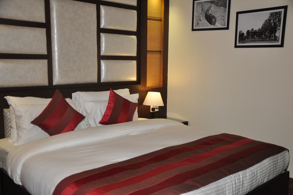 Hotel Southgate Shimla Værelse billede