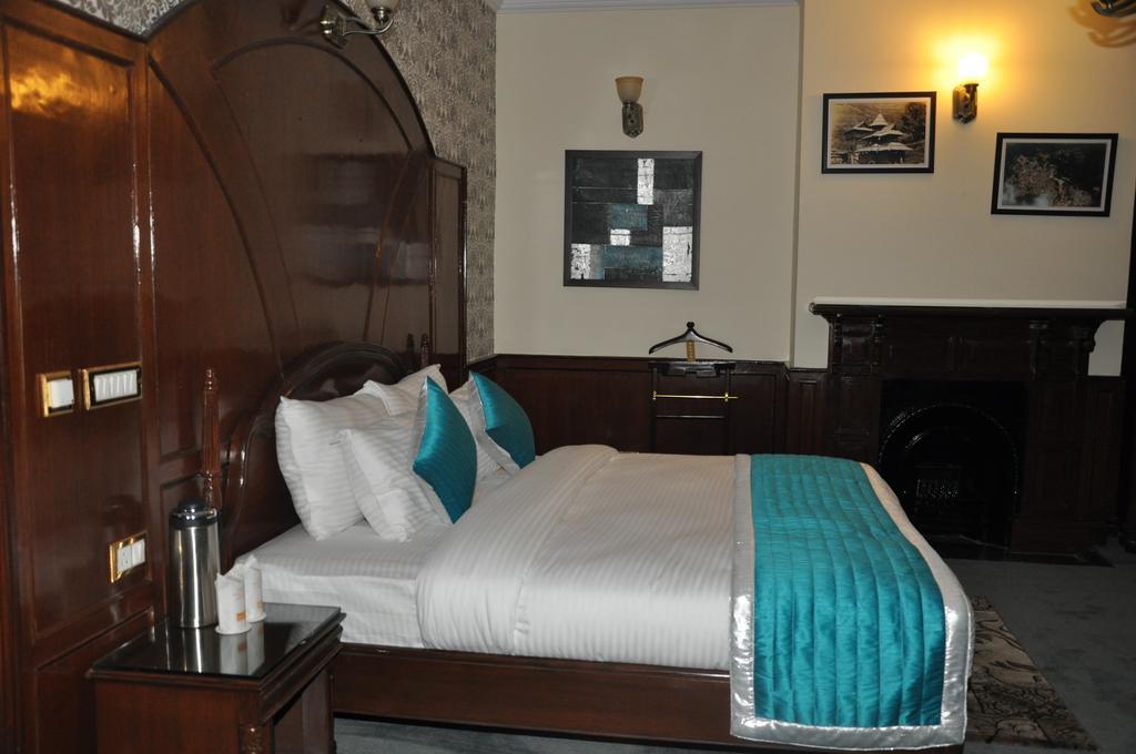Hotel Southgate Shimla Eksteriør billede