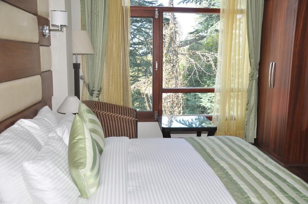 Hotel Southgate Shimla Eksteriør billede