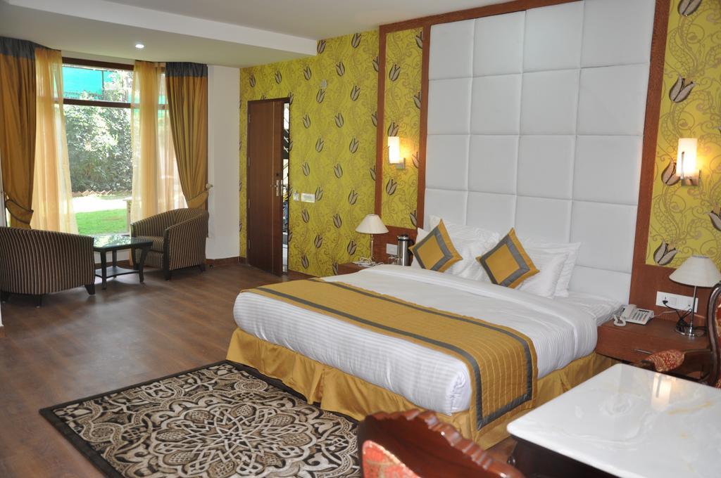 Hotel Southgate Shimla Værelse billede