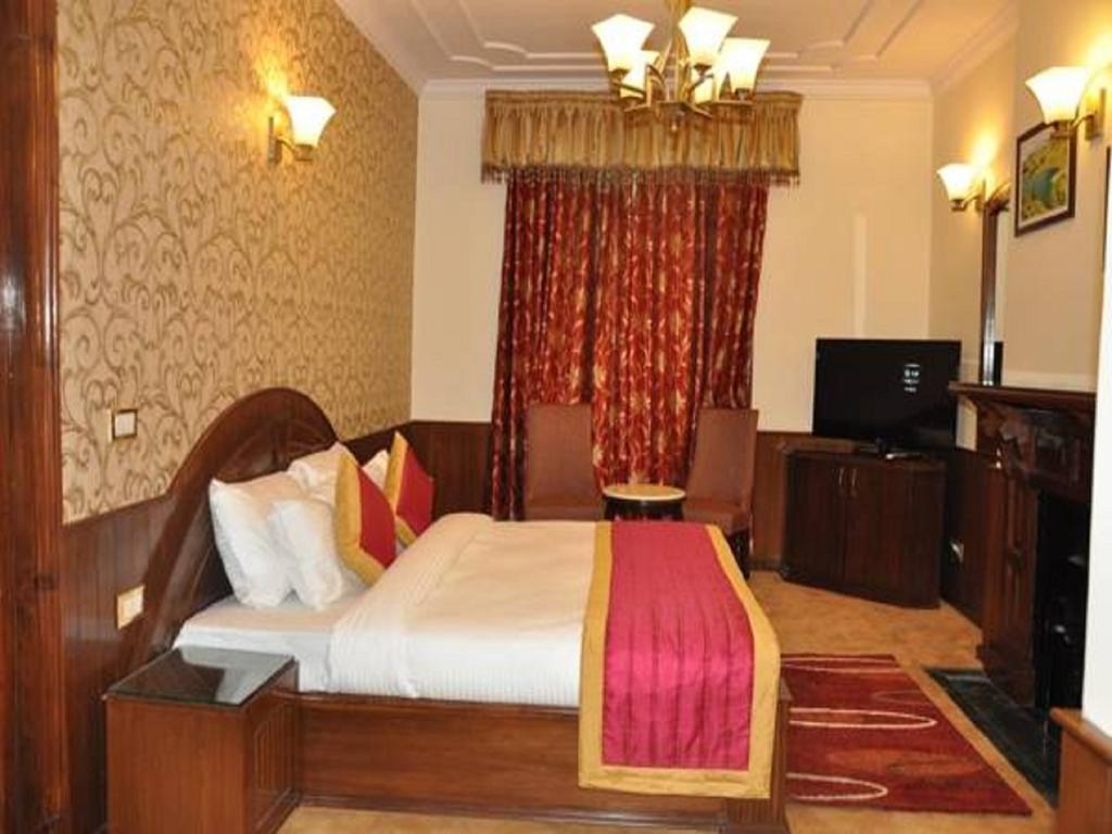 Hotel Southgate Shimla Eksteriør billede