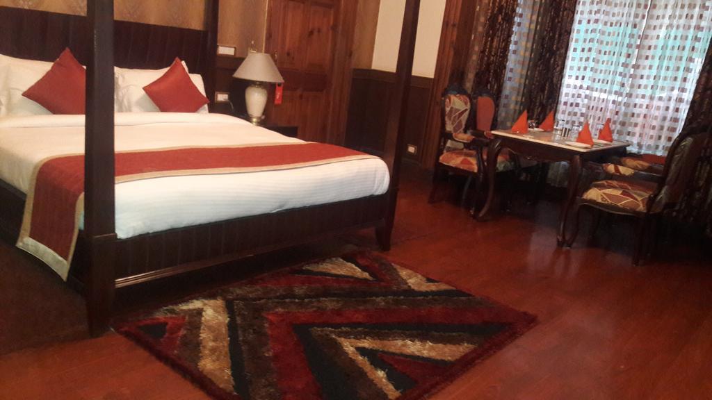 Hotel Southgate Shimla Eksteriør billede